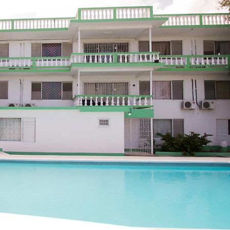 Villa Donna Inn Montego Bay Extérieur photo