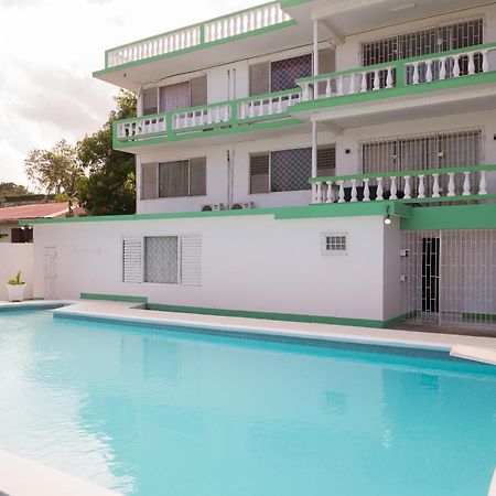 Villa Donna Inn Montego Bay Extérieur photo